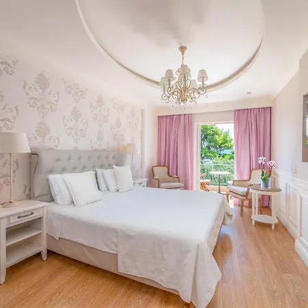 Orion Hotel 3*